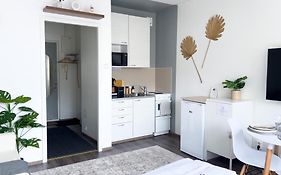 Stylish Studio In The Centre